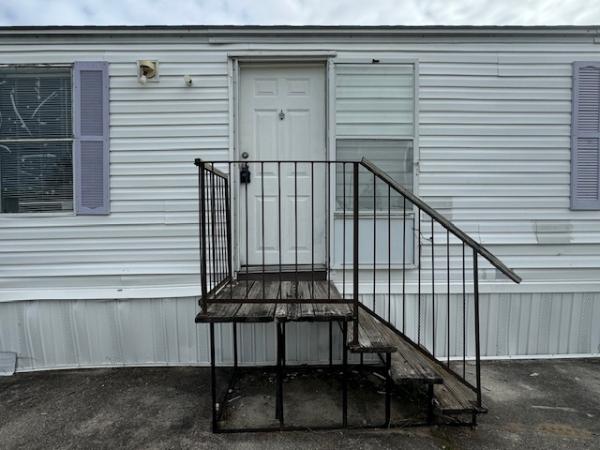 1998 West Mobile Home