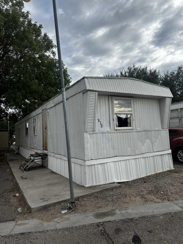 1977 Mobile Home