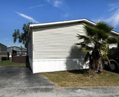 Mobile Home at 2300 Colonial Drive Baytown, TX 77520