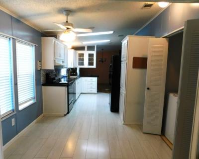 Photo 2 of 8 of home located at 1001 Starkey Road, #677 Largo, FL 33771