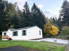 Photo 1 of 16 of home located at 34 SW John Quincy Ct Cascade Locks, OR 97014