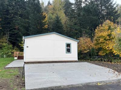 Photo 2 of 16 of home located at 34 SW John Quincy Ct Cascade Locks, OR 97014