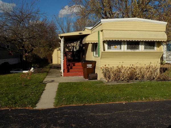 1972 Holly Park Manufactured Home