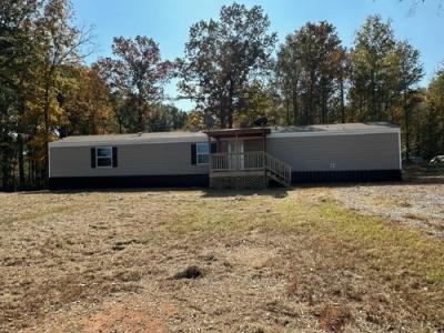 Mobile Home at 247 Spring Hill Rd Talladega, AL 35160