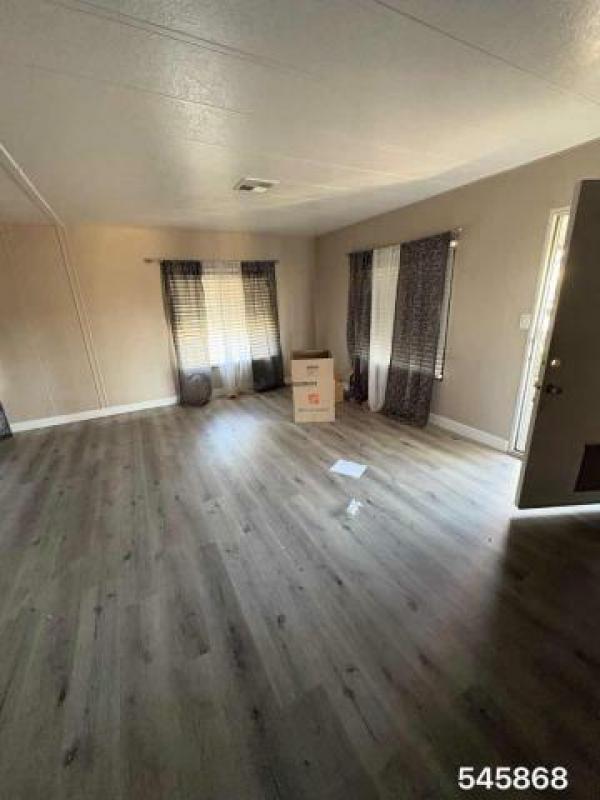 Photo 1 of 2 of home located at Cabana 5303 E Twain Ave Spc 142 Las Vegas, NV 89122