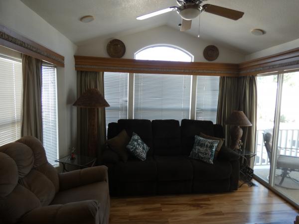 2006 CAVCO Mobile Home