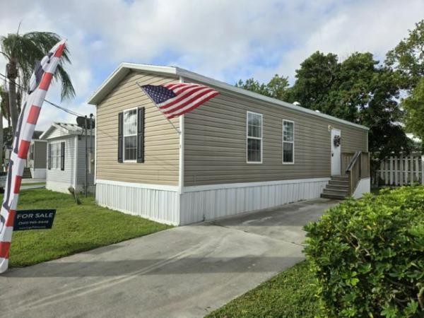 2017 FLEETWOOD WESTFIELD CLASSIC Manufactured Home