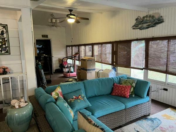 1986 Palm Harbor Manufactured Home