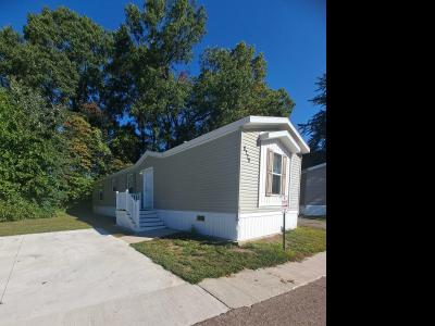 Mobile Home at 8770 Wildwood Lot 85 Kalamazoo, MI 49009