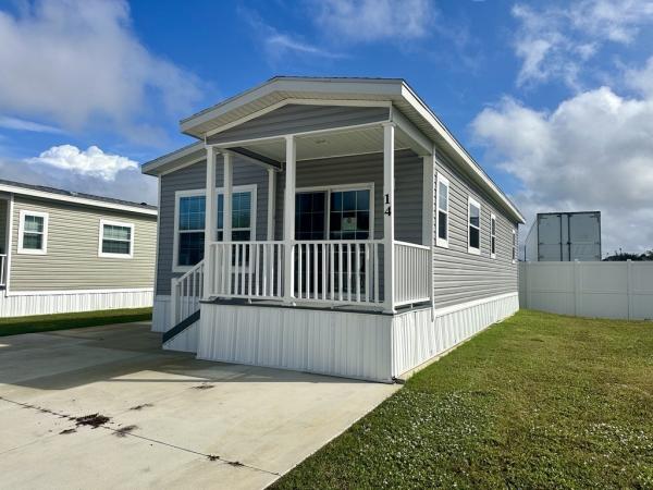 2023 Skhline LE4301N Mobile Home