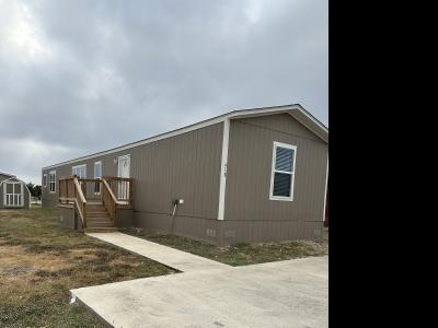 Mobile Home at 418 Bandera St. San Marcos, TX 78666