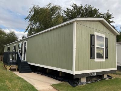 Mobile Home at 8008 34th St, Lot 5 Lubbock, TX 79407