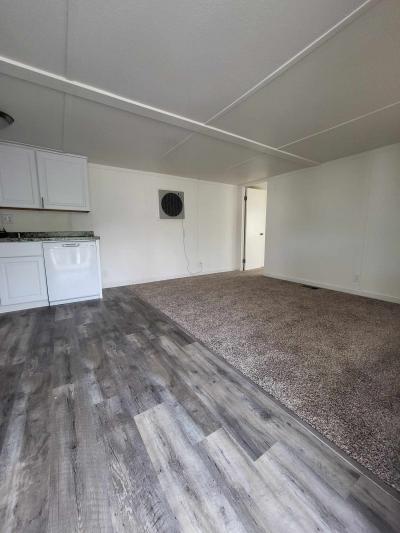 Photo 4 of 8 of home located at 8191 Calabash 16 Fontana, CA 92335