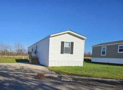 Mobile Home at 6992 Us Hwy 12, Site 20 Three Oaks, MI 49128