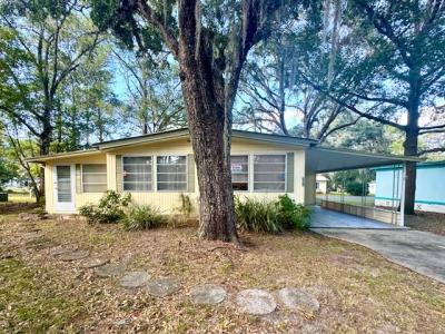 Mobile Home at 1074 Cloverleaf Crcle Brooksville, FL 34601