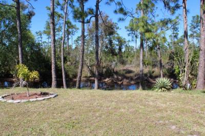 Photo 4 of 31 of home located at 3797 Golf Cart Dr. North Fort Myers, FL 33917