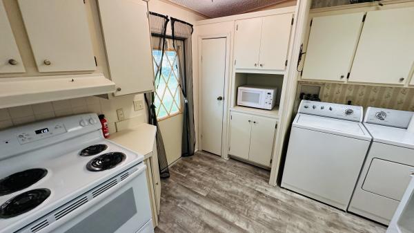 1987 PALM Mobile Home For Sale