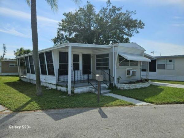 1967 GLNW Manufactured Home