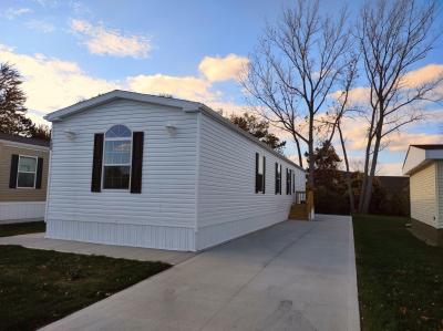 Mobile Home at 138 W Shoreway Dr Sandusky, OH 44870