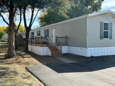 Mobile Home at 136 Monterey Lane Lot 136Ml Olathe, KS 66061