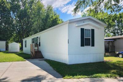 Mobile Home at 3205 Westshore Dr. Lot 124 Bay City, MI 48706