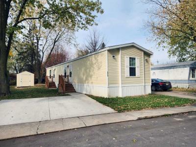 Mobile Home at 3112 Westshore Dr. Lot 7 Bay City, MI 48706