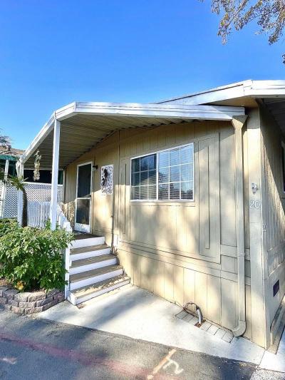 Photo 4 of 23 of home located at 17261 Gothard St. #20 Huntington Beach, CA 92647