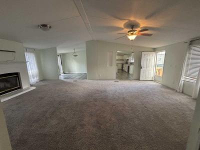 Photo 3 of 26 of home located at 4255 Smoke Creek Pkwy 111A Snellville, GA 30039