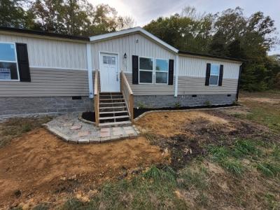 Mobile Home at 201 Holly Trl Roundhill, KY 42275