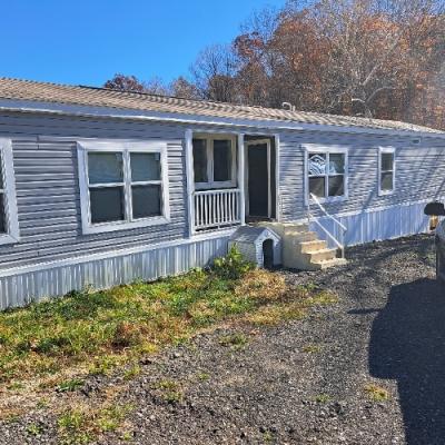 Mobile Home at 12478 E Carter Rd Bloomfield, IN 47424