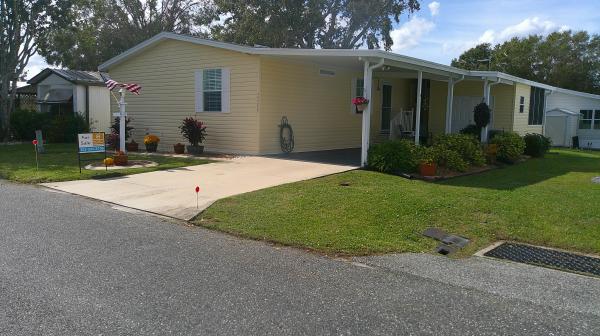 Photo 1 of 2 of home located at 33209 Beach View Drive Lot 187 Leesburg, FL 34788