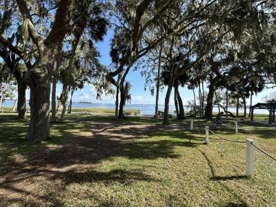 Mobile Home at 1208 Lee St Lot 184 Leesburg, FL 34748