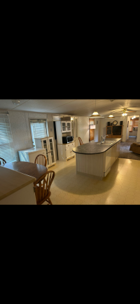 1999 Oakwood Manufactured Home