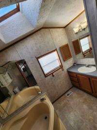 2004 Holly Park Mobile Home