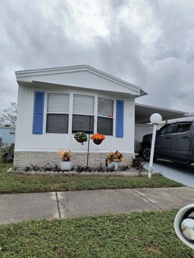 Mobile Home at 6907 Coconut Grove Circle Ellenton, FL 34222