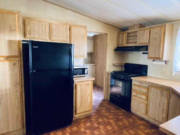 1985 Golden West Seacliff Mobile Home