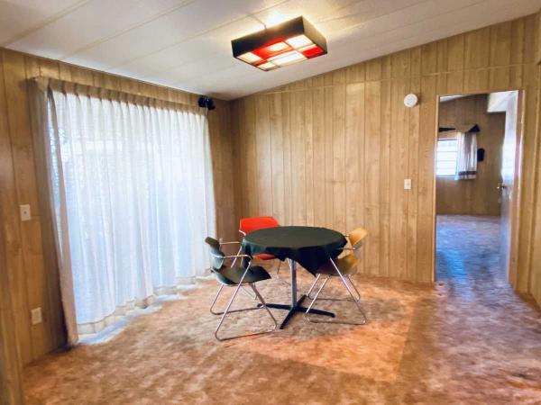 1985 Golden West Seacliff Mobile Home