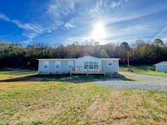 Photo 2 of 18 of home located at 190 County Rd 384 Niota, TN 37826