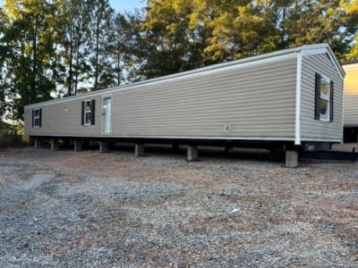 Mobile Home at 3606 Pepperell Pkwy Opelika, AL 36801