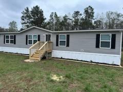 Photo 1 of 17 of home located at 4012 Harvard Ave Blackshear, GA 31516