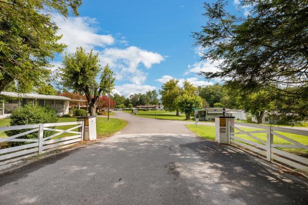 1968 Park Manufactured Home