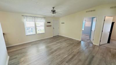 Photo 4 of 17 of home located at 639 S Black Walnut Terrace Homosassa, FL 34448