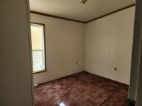 2004 Pine Grove mobile Home