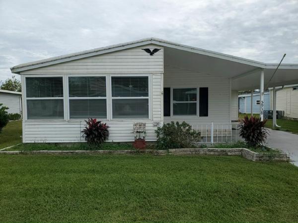 1992 CARR Mobile Home For Sale