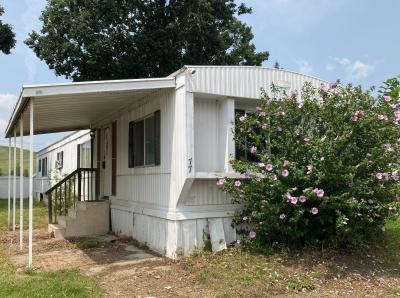 Mobile Home at 41275 Old Michigan Ave. #77 Canton, MI 48188