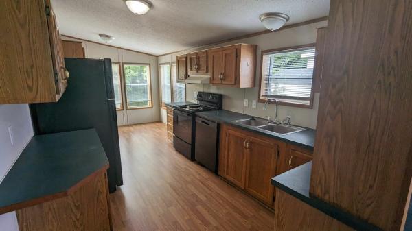 1998 Fleetwood Mobile Home For Sale