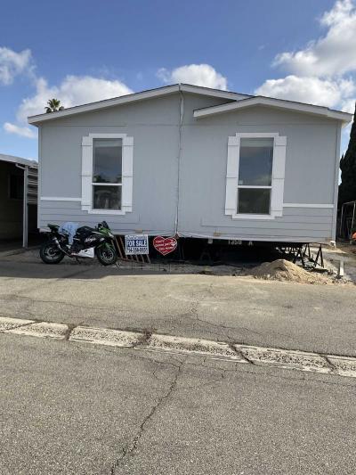 Mobile Home at 205 Saquoia Way Santa Ana, CA 92703