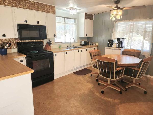 1982 Palm Harbor Singlewide Mobile Home