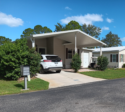 Photo 2 of 27 of home located at 2696 S. Pebblebrook Dr. Homosassa, FL 34448