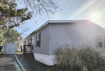 Mobile Home at 6102 Hickory Trail White Lake, MI 48383